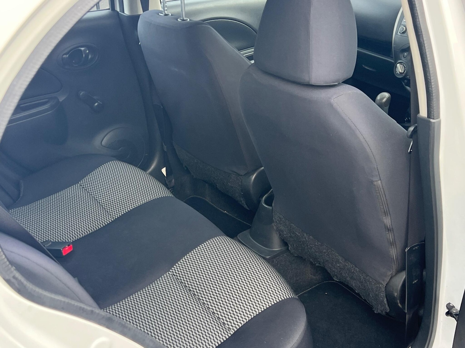 Used Nissan Micra 2015 for sale - 77242575: Photo 10