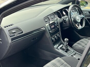 Used Volkswagen Golf 2014 for sale - 78958974: Photo