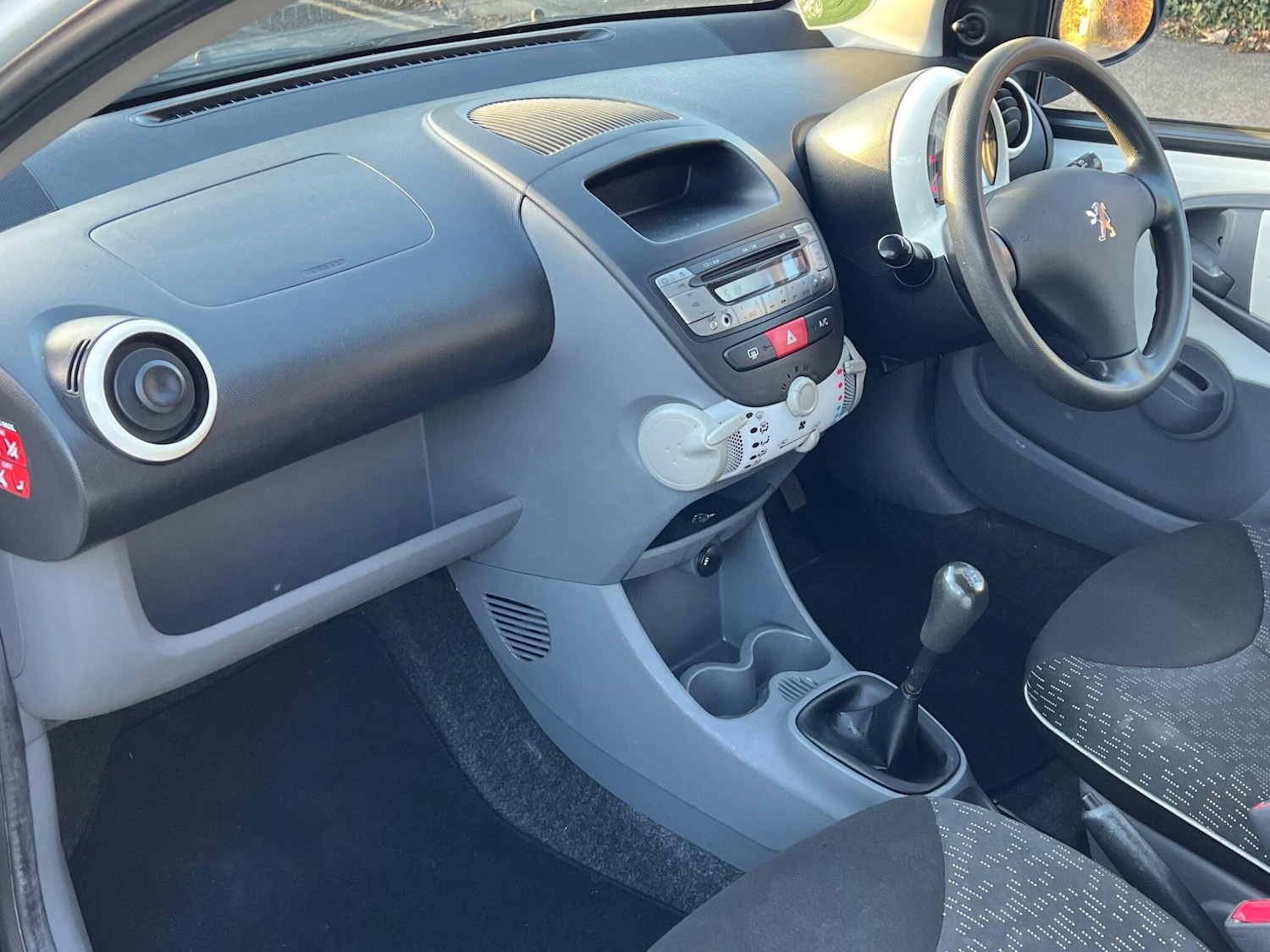 Used Peugeot 107 2011 for sale - 76899291: Photo 9