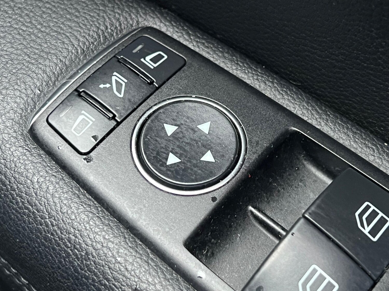 Used Mercedes-Benz E Class for sale - 78214087: Photo 14