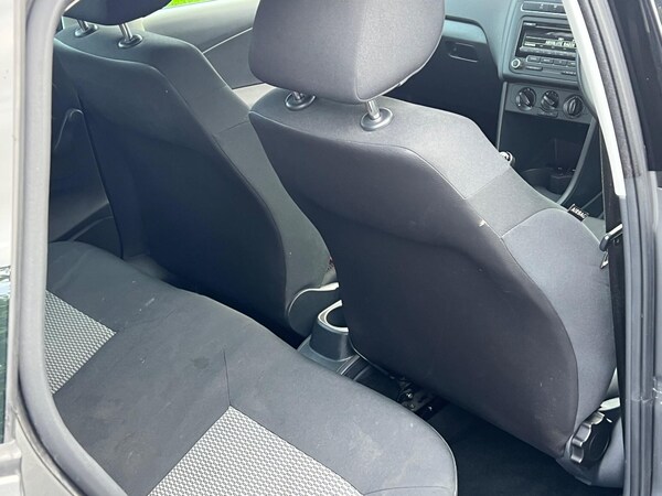 Used Volkswagen Polo 2014 for sale - 76179695: Photo 10