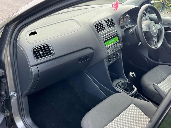 Used Volkswagen Polo 2014 for sale - 76179695: Photo 9