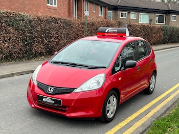 Used Honda Jazz 2014 for sale - 77637602: Photo