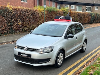 Used Volkswagen Polo 2010 for sale - 76522239: Photo