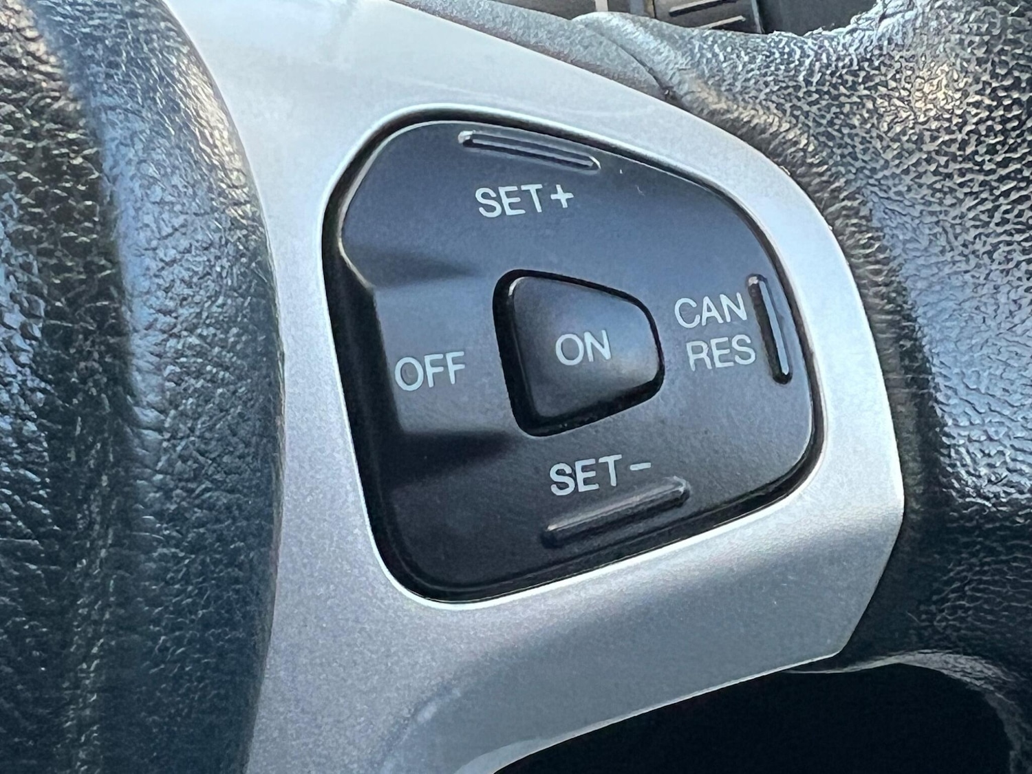 Used Ford Fiesta 2012 for sale - 76759330: Photo 13