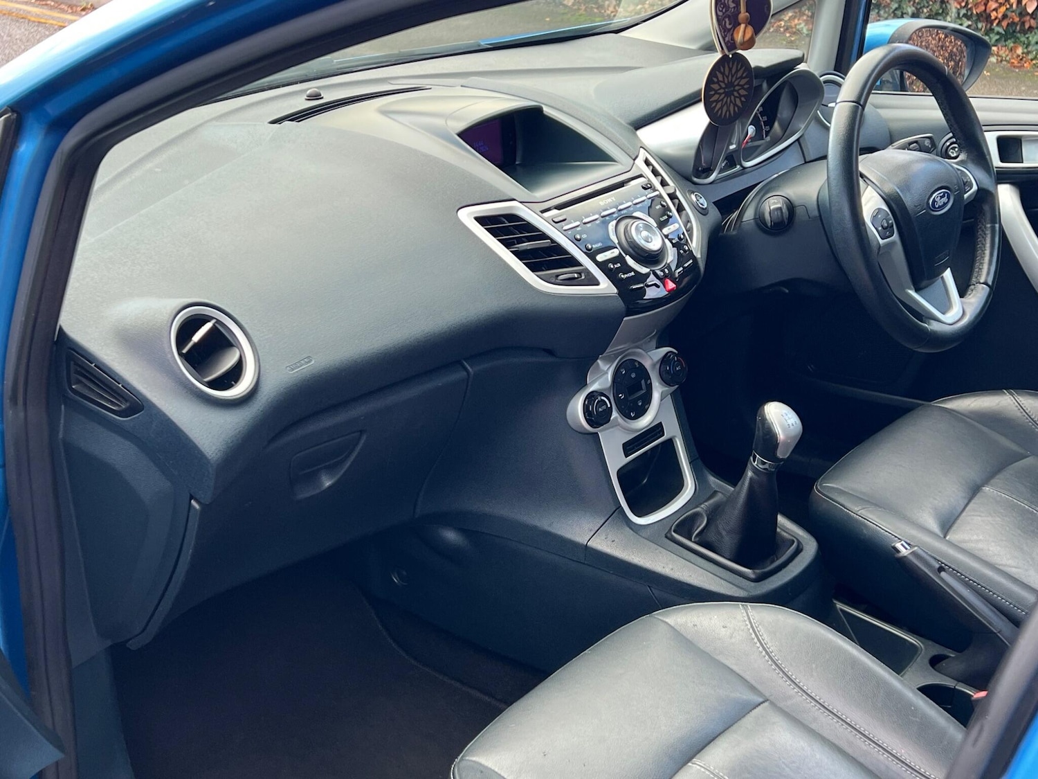 Used Ford Fiesta 2012 for sale - 76759330: Photo 9