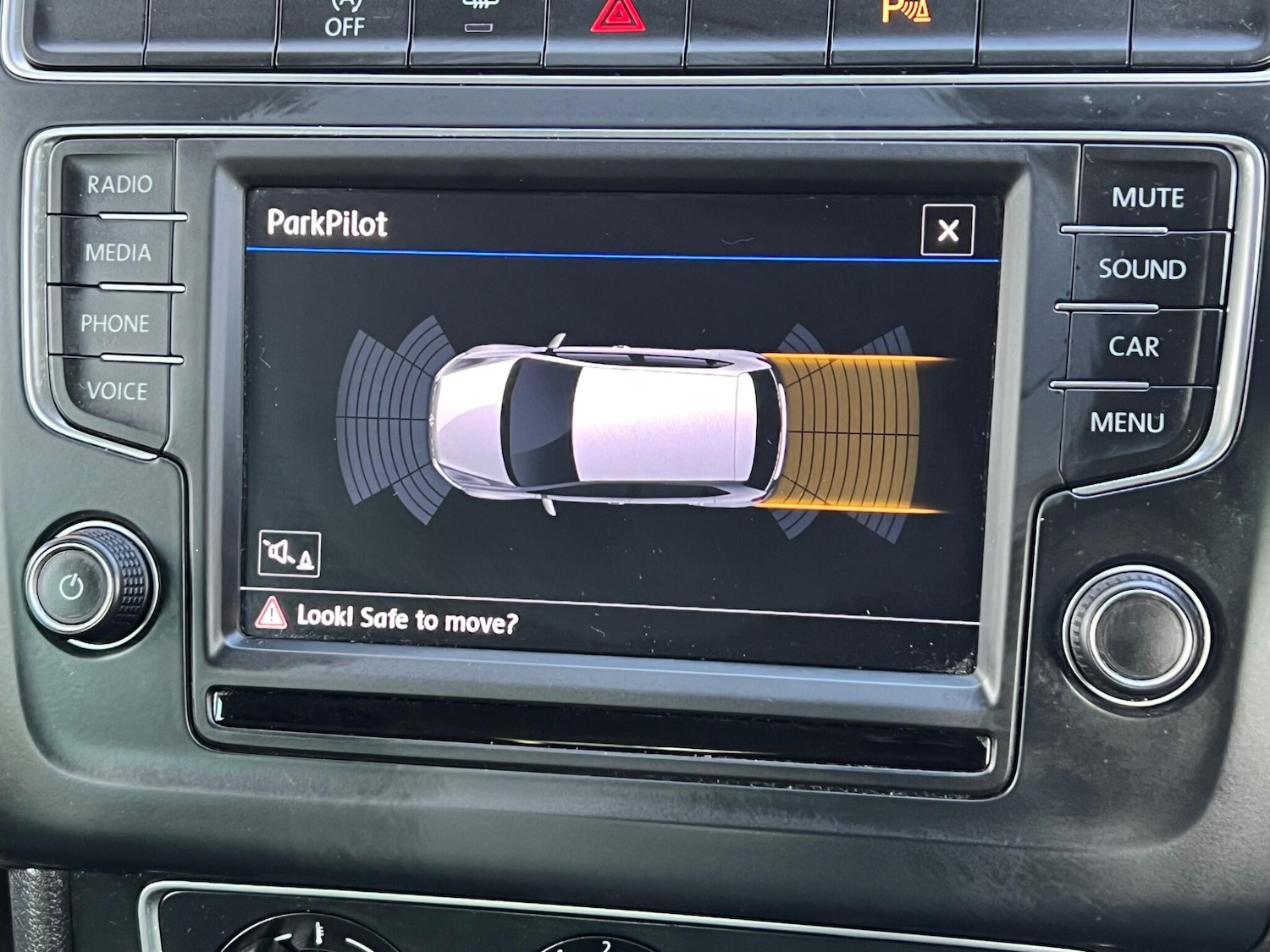 Used Volkswagen Polo 2017 for sale - 76432904: Photo 12