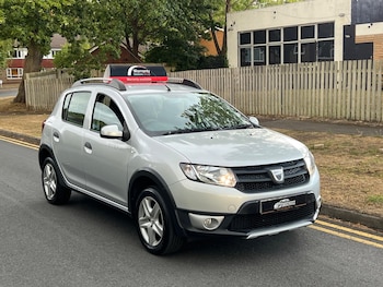 Used Dacia Sandero Stepway 2014 for sale - 75954022: Photo