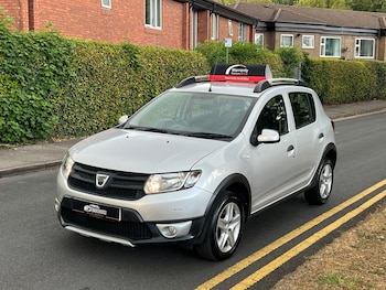 Used Dacia Sandero Stepway 2014 for sale - 75954022: Photo