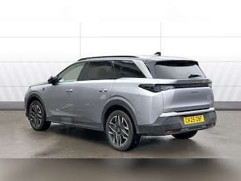 Used Peugeot 5008 2025 for sale - 76960639: Photo