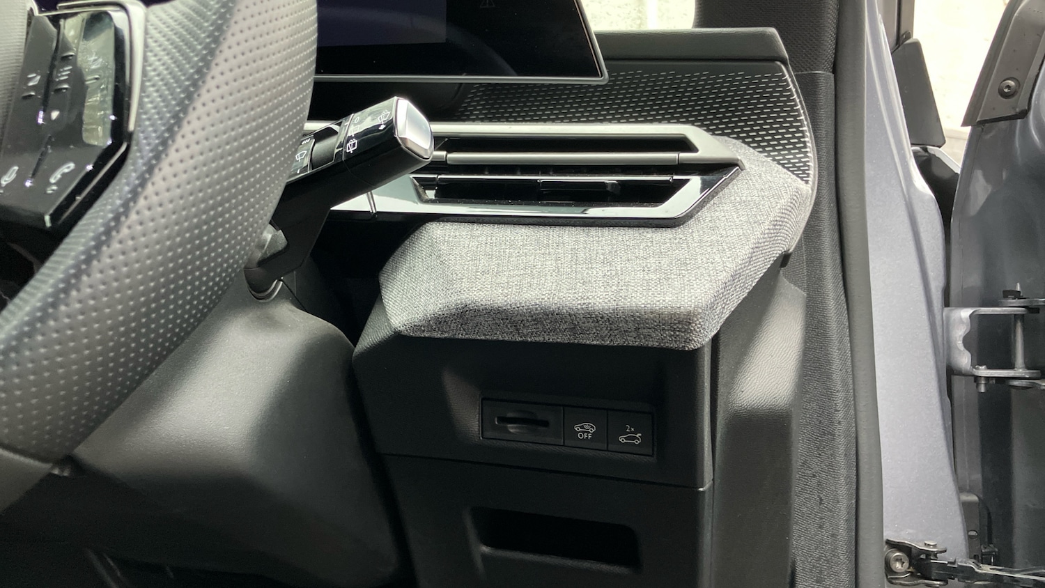 Used Peugeot 5008 2025 for sale - 76960639: Photo 41