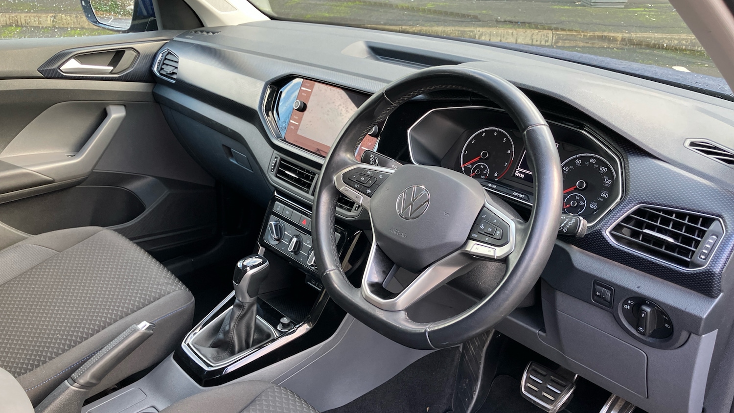 Used Volkswagen T-Cross 2021 for sale - 76637274: Photo 11