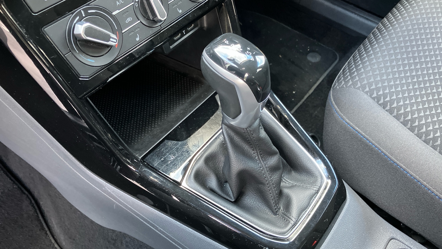 Used Volkswagen T-Cross 2021 for sale - 76637274: Photo 13