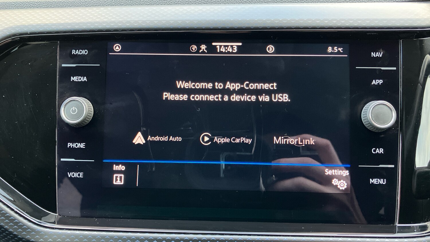 Used Volkswagen T-Cross 2021 for sale - 76637274: Photo 44