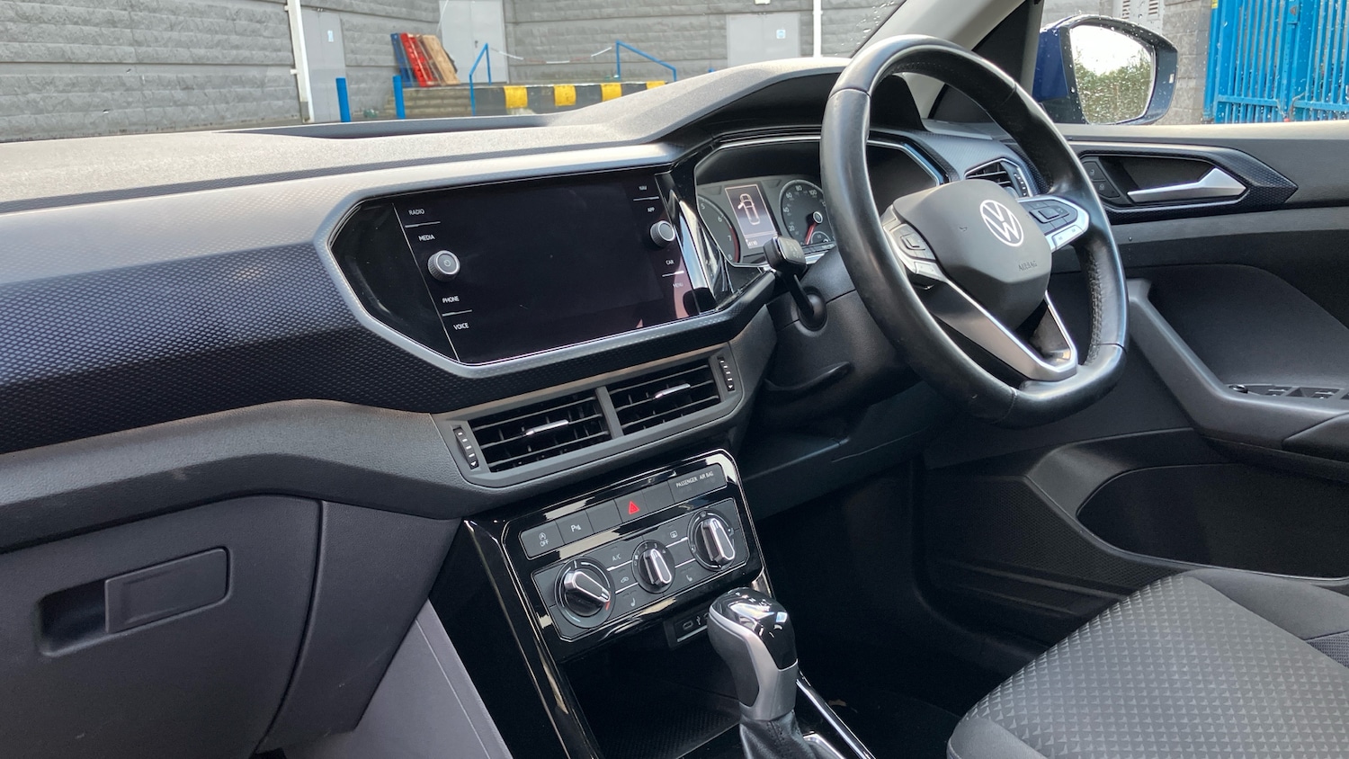 Used Volkswagen T-Cross 2021 for sale - 76637274: Photo 9