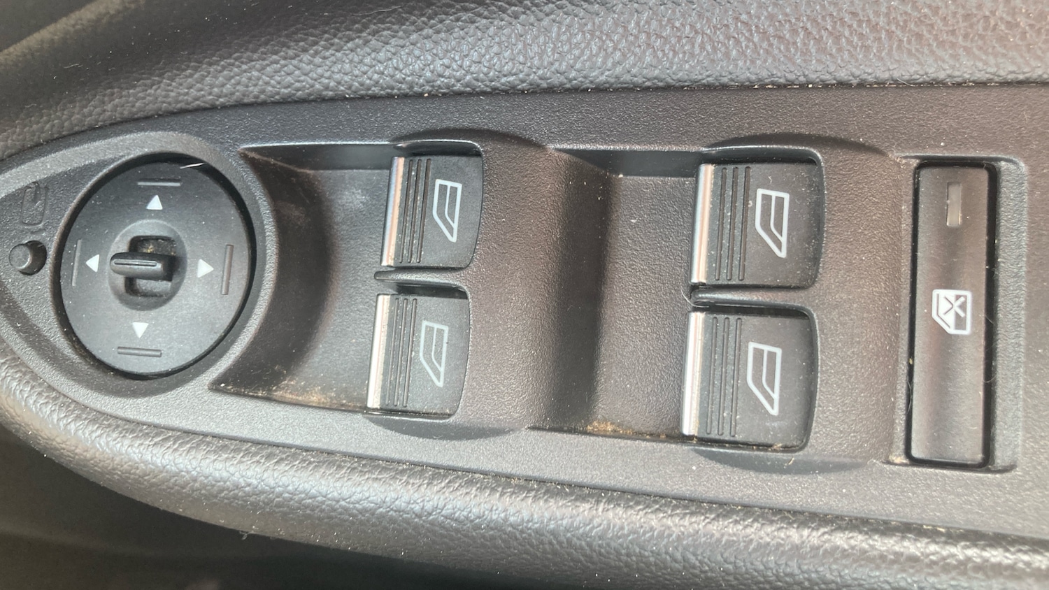 Vehicle 28