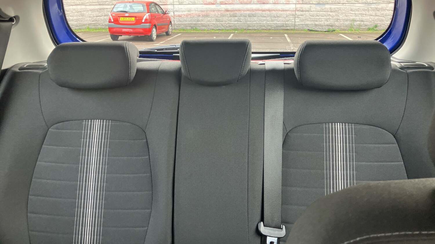 Used Hyundai i10 2023 for sale - 76948898: Photo 15