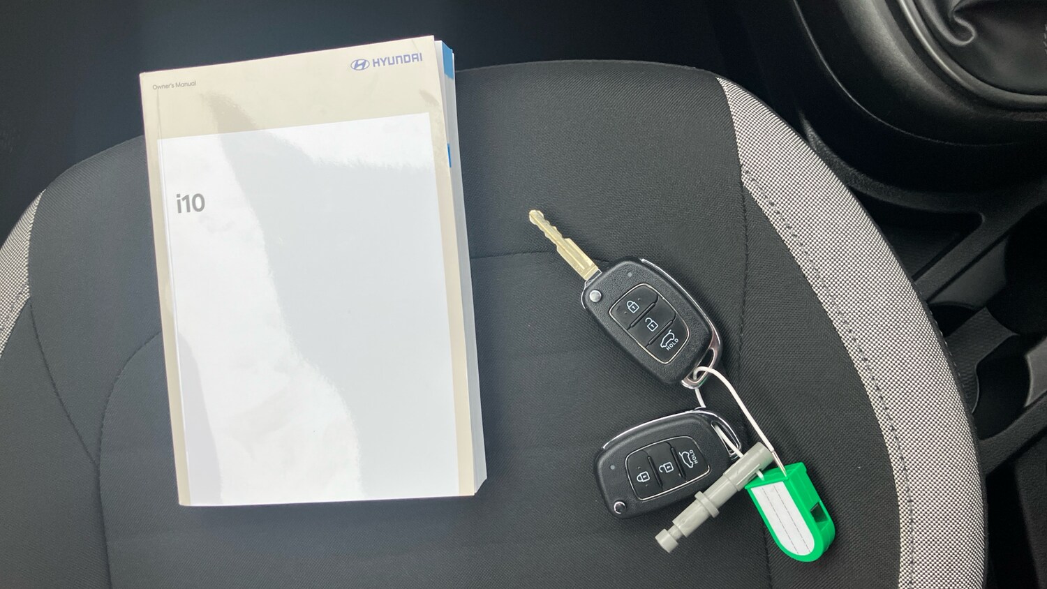 Used Hyundai i10 2023 for sale - 76948898: Photo 19