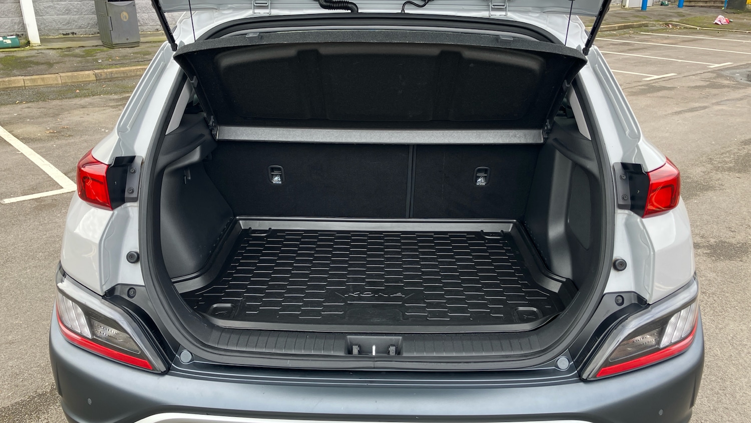 Used Hyundai KONA 2023 for sale - 77846308: Photo 4