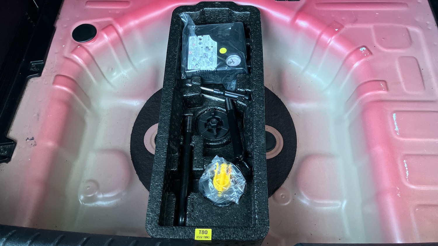 Used Kia Stonic 2018 for sale - 77521927: Photo 22