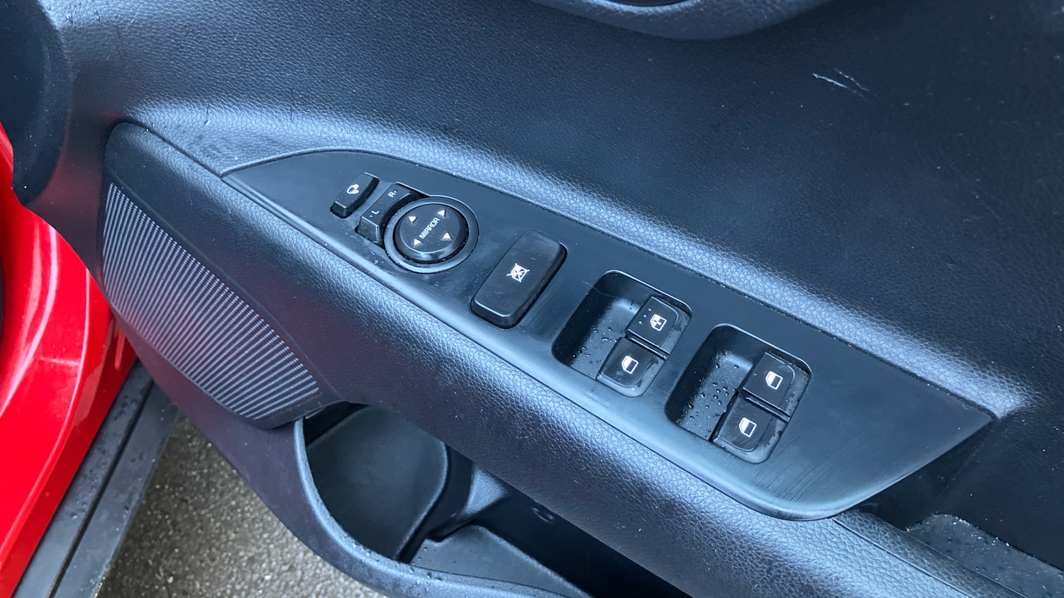 Used Kia Stonic 2018 for sale - 77521927: Photo 36