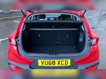 Used Kia Stonic 2018 for sale - 77521927: Photo