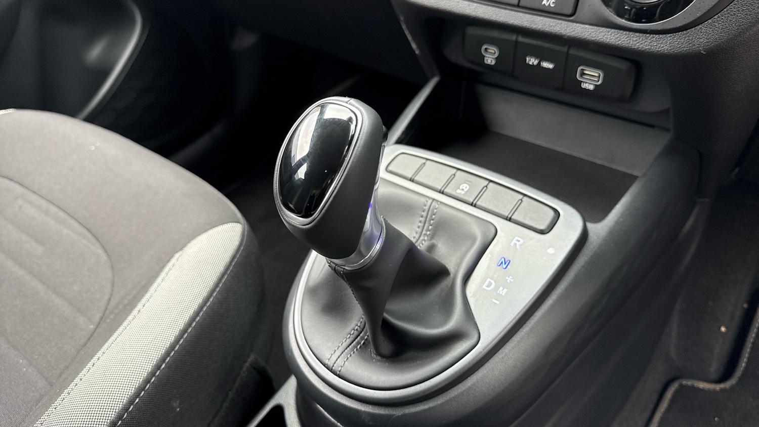 Used Hyundai i10 2024 for sale - 76115753: Photo 13