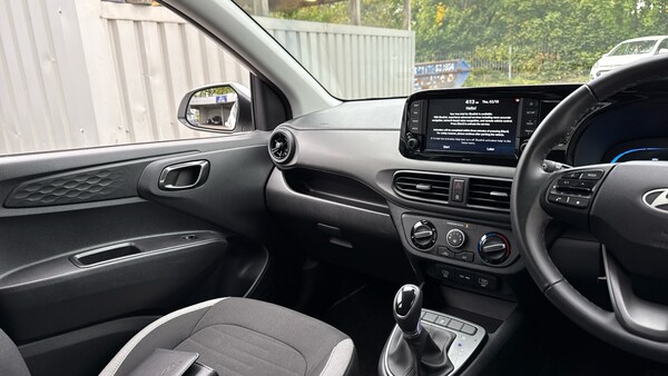 Used Hyundai i10 2024 for sale - 76115753: Photo 14