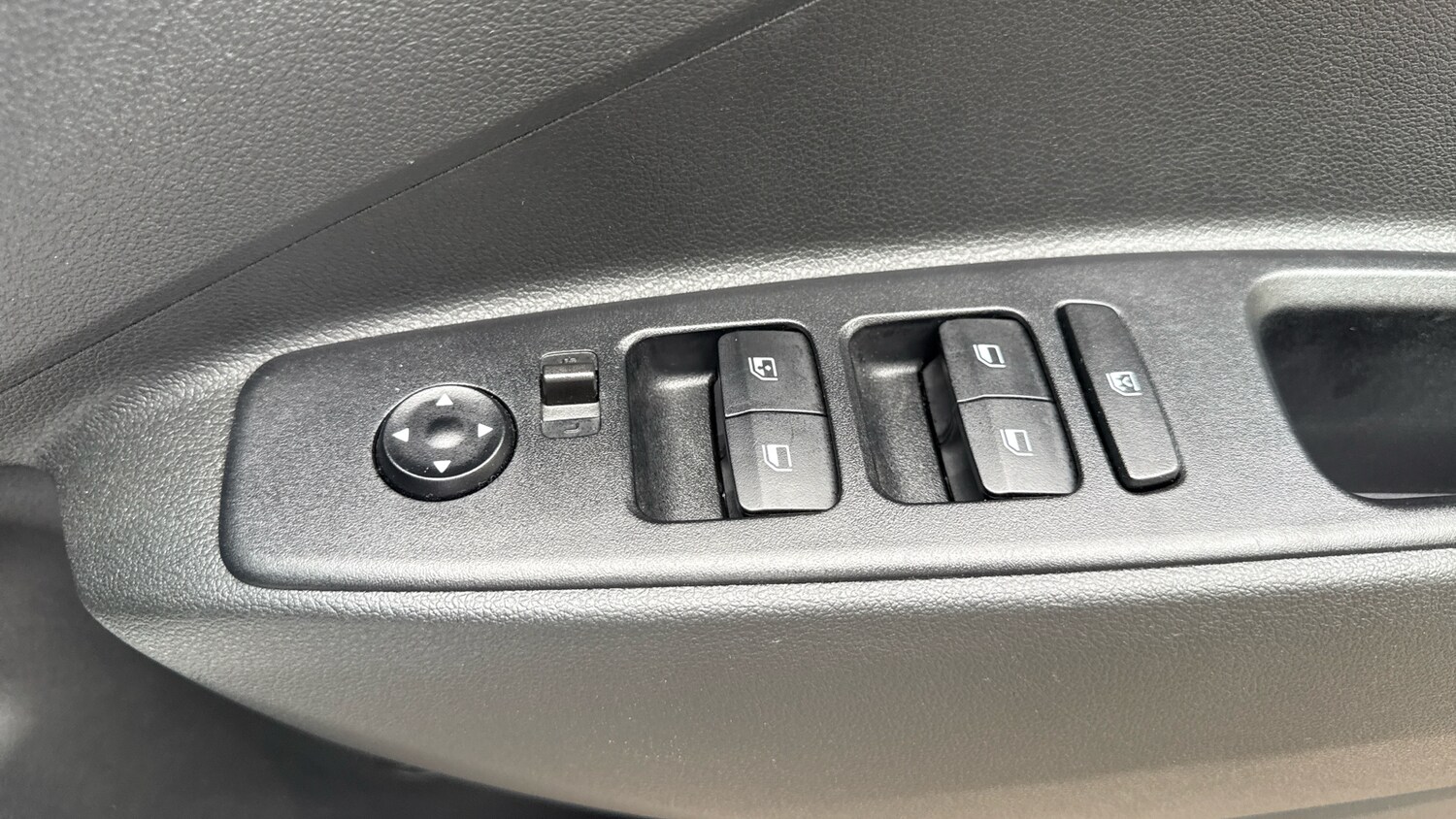 Used Hyundai i10 2024 for sale - 76115753: Photo 27