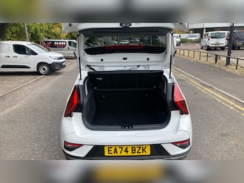 Used Hyundai BAYON 2024 for sale - 76077102: Photo