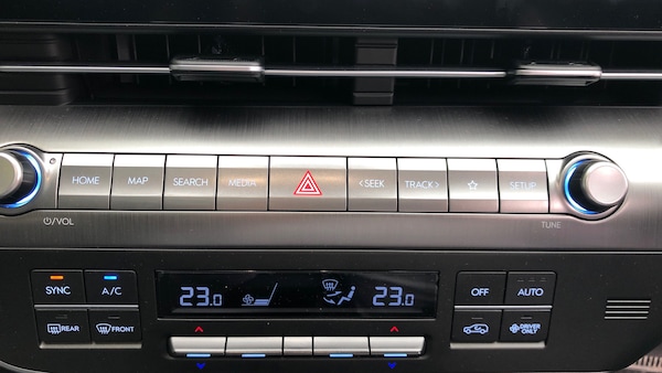 Used Hyundai KONA 2025 for sale - 76243519: Photo 31
