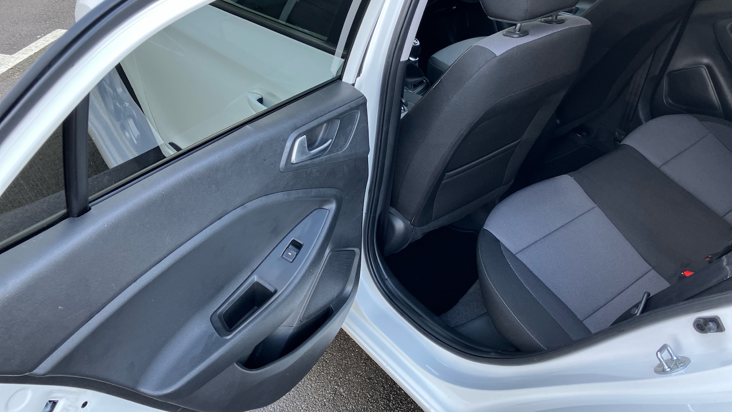 Used Hyundai i20 2019 for sale - 77172911: Photo 32