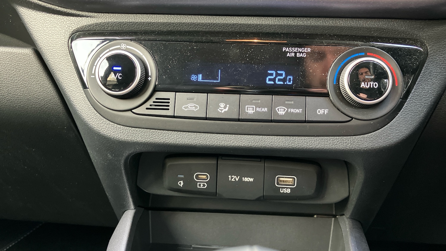 Used Hyundai i10 2023 for sale - 76532081: Photo 38