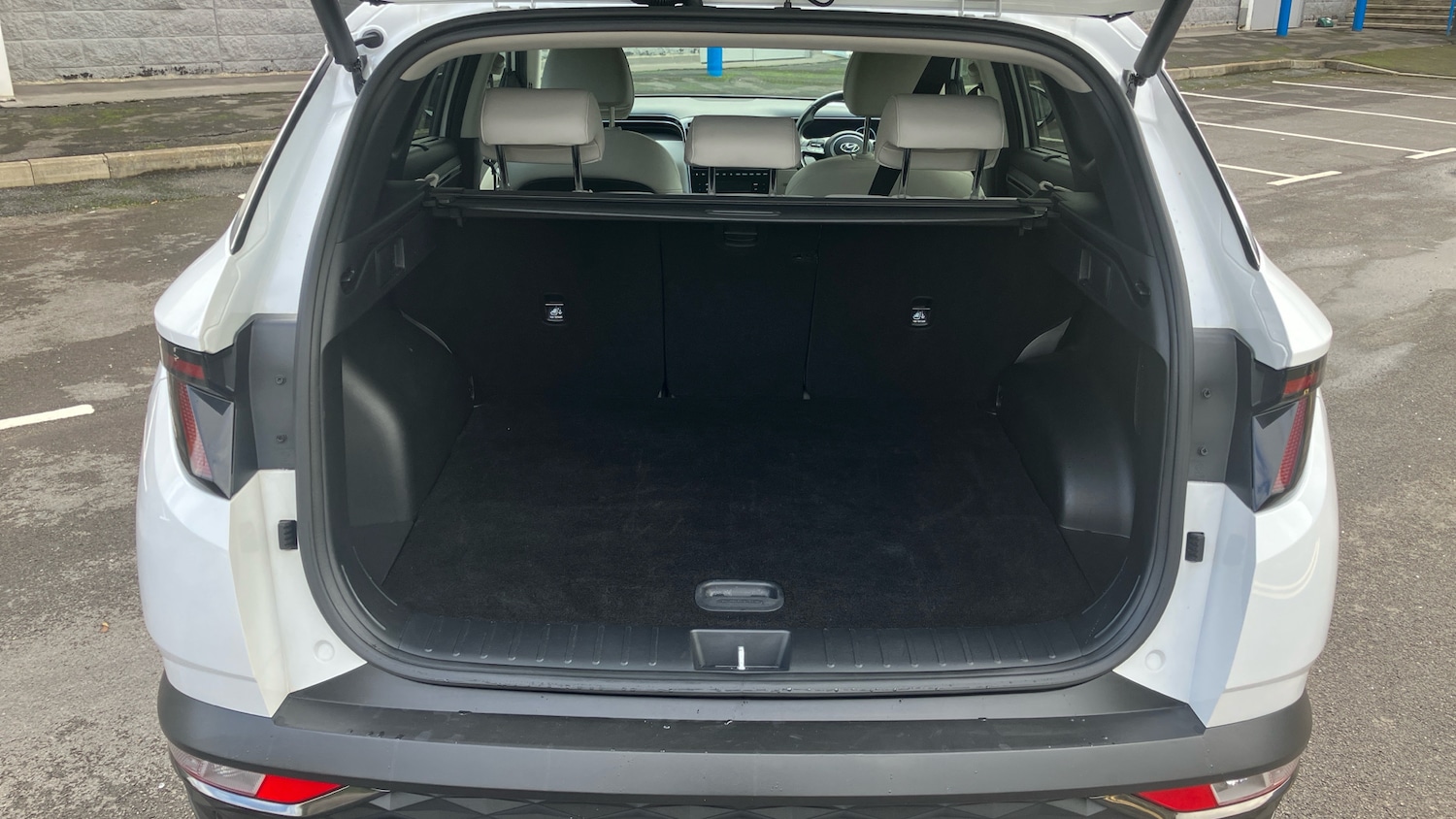 Used Hyundai TUCSON 2021 for sale - 76507275: Photo 4