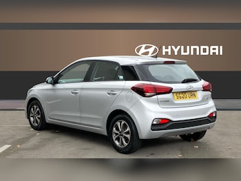 Used Hyundai i20 2020 for sale - 76588950: Photo
