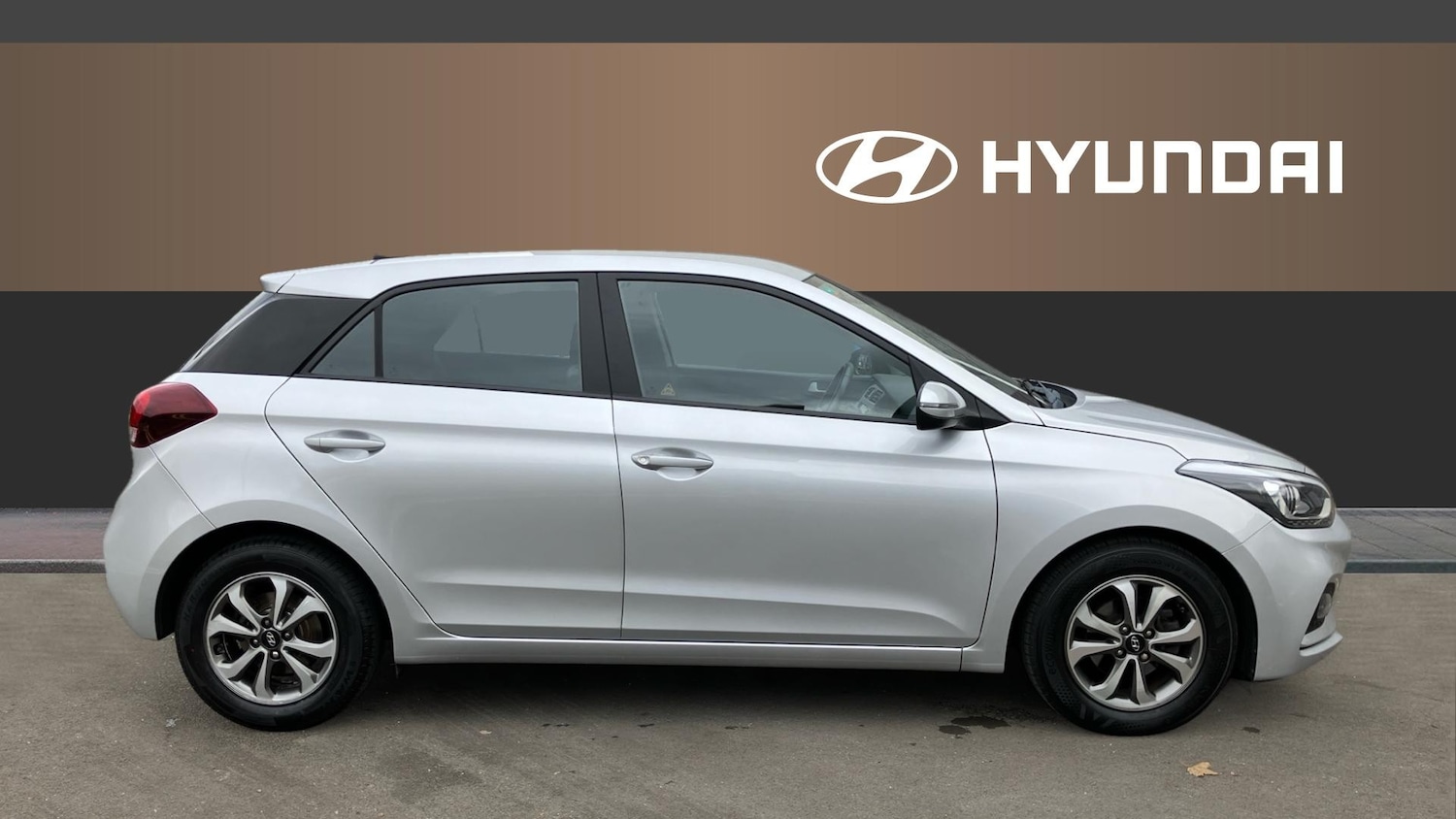 Used Hyundai i20 2020 for sale - 76588950: Photo 5