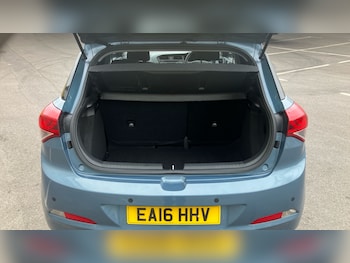 Used Hyundai i20 2016 for sale - 79043092: Photo
