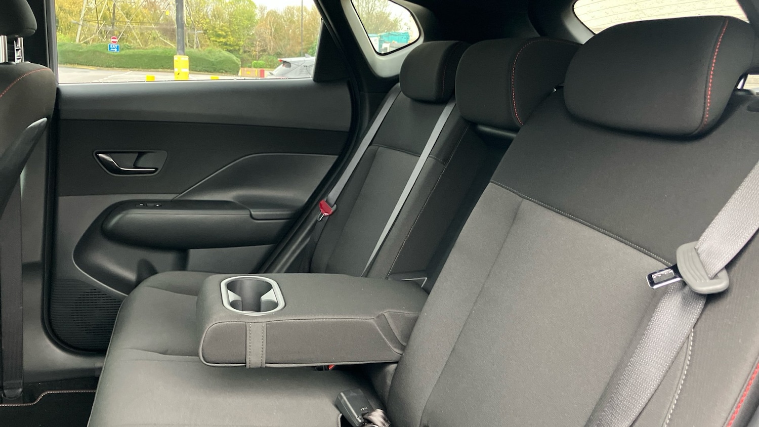 Used Hyundai KONA 2025 for sale - 76709961: Photo 32