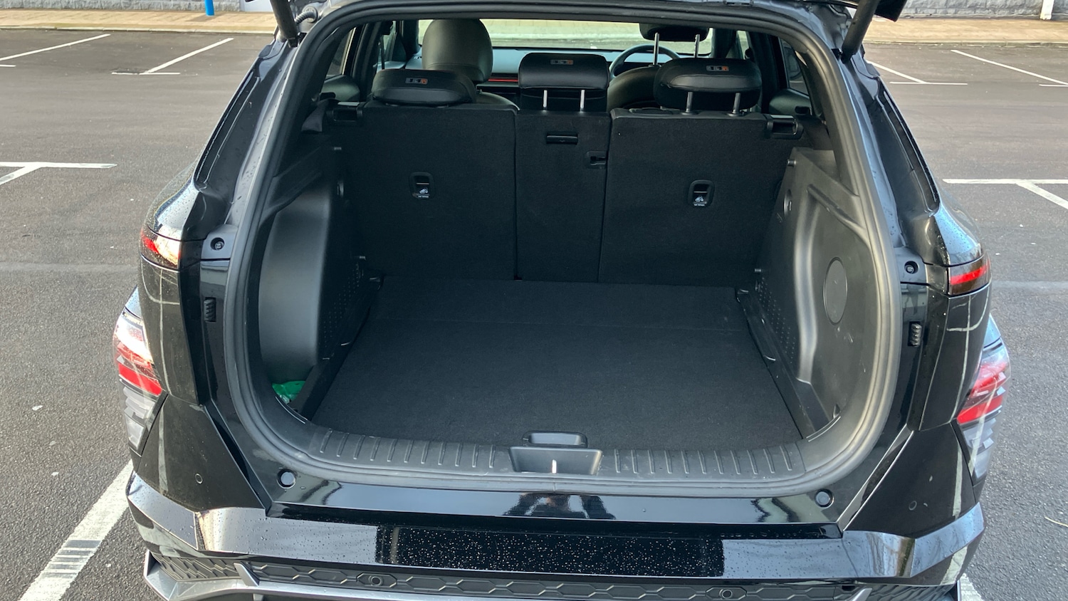 Used Hyundai KONA 2025 for sale - 76784813: Photo 4