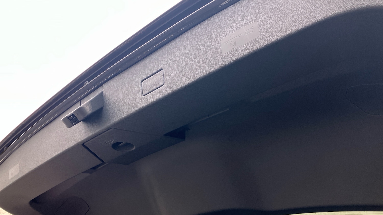 Used Volkswagen T-Roc 2025 for sale - 76918139: Photo 22