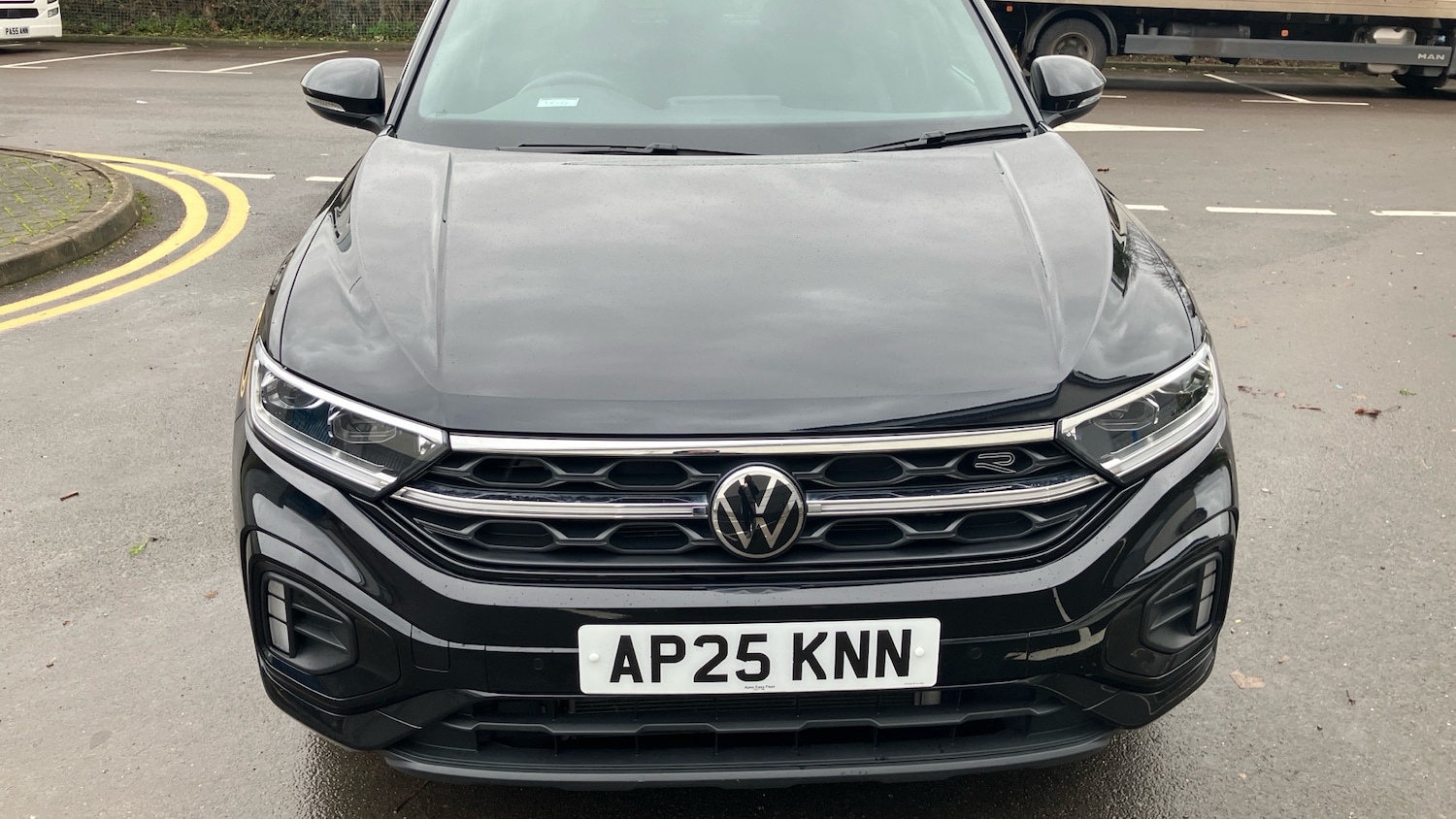 Used Volkswagen T-Roc 2025 for sale - 76918139: Photo 8