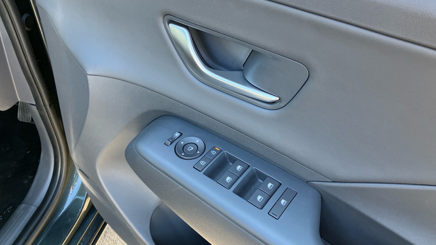 Used Hyundai KONA 2024 for sale - 77950301: Photo 35