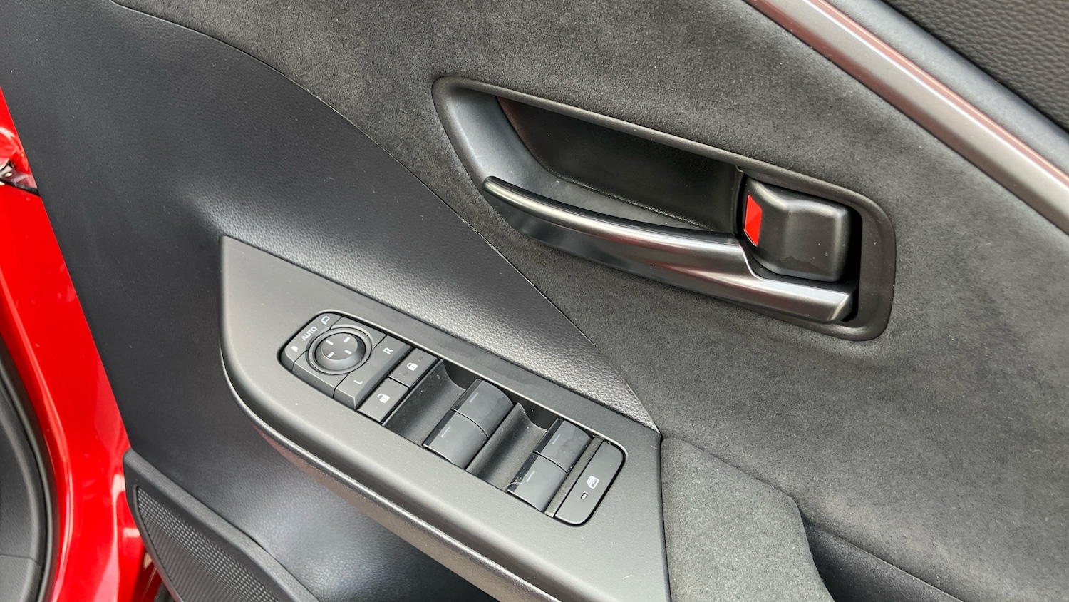 Used Toyota C-HR 2025 for sale - 78094915: Photo 36