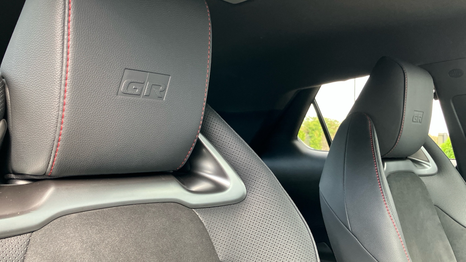 Used Toyota C-HR 2025 for sale - 78094915: Photo 38