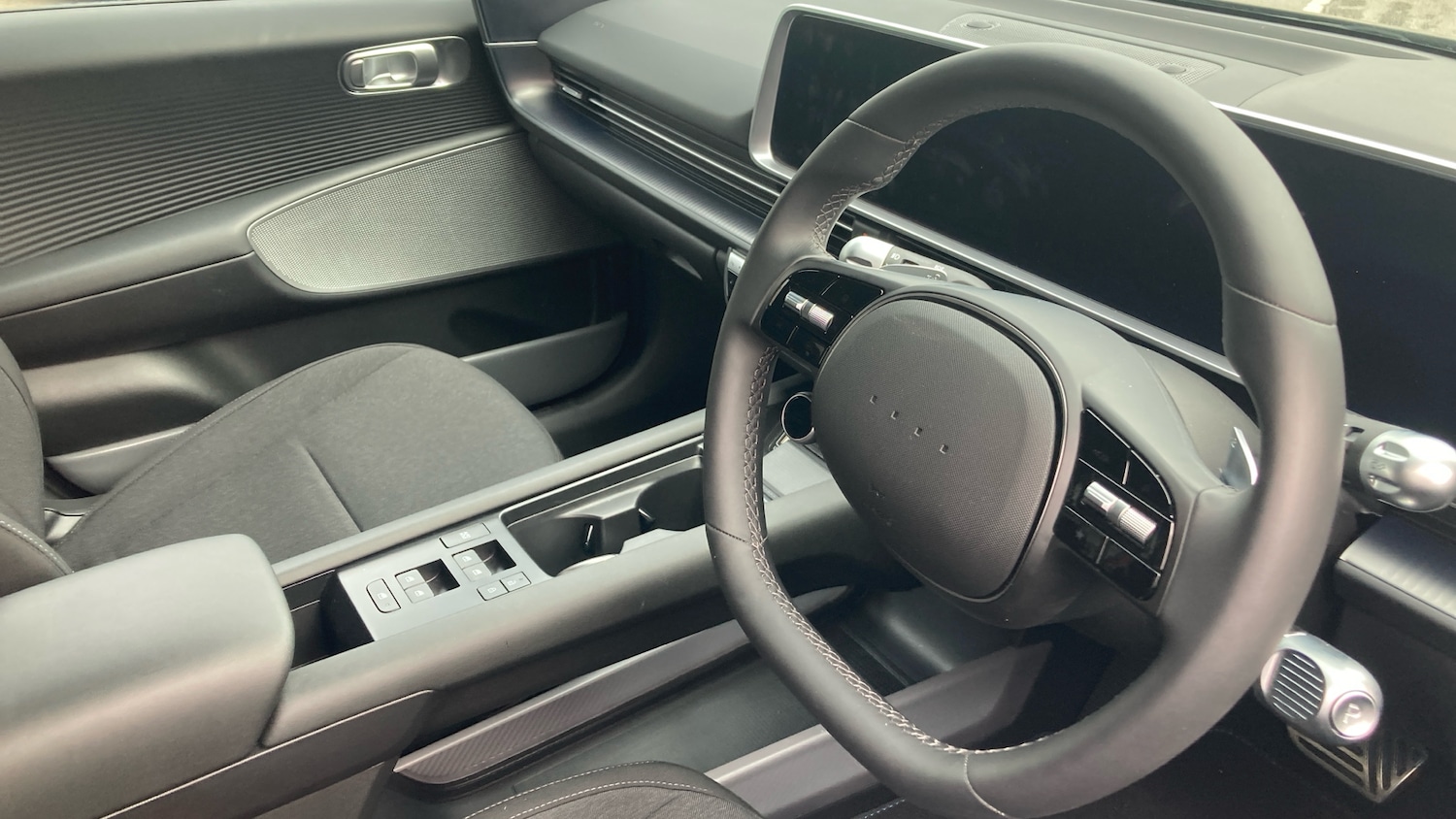 Used Hyundai IONIQ 6 2023 for sale - 76156528: Photo 11