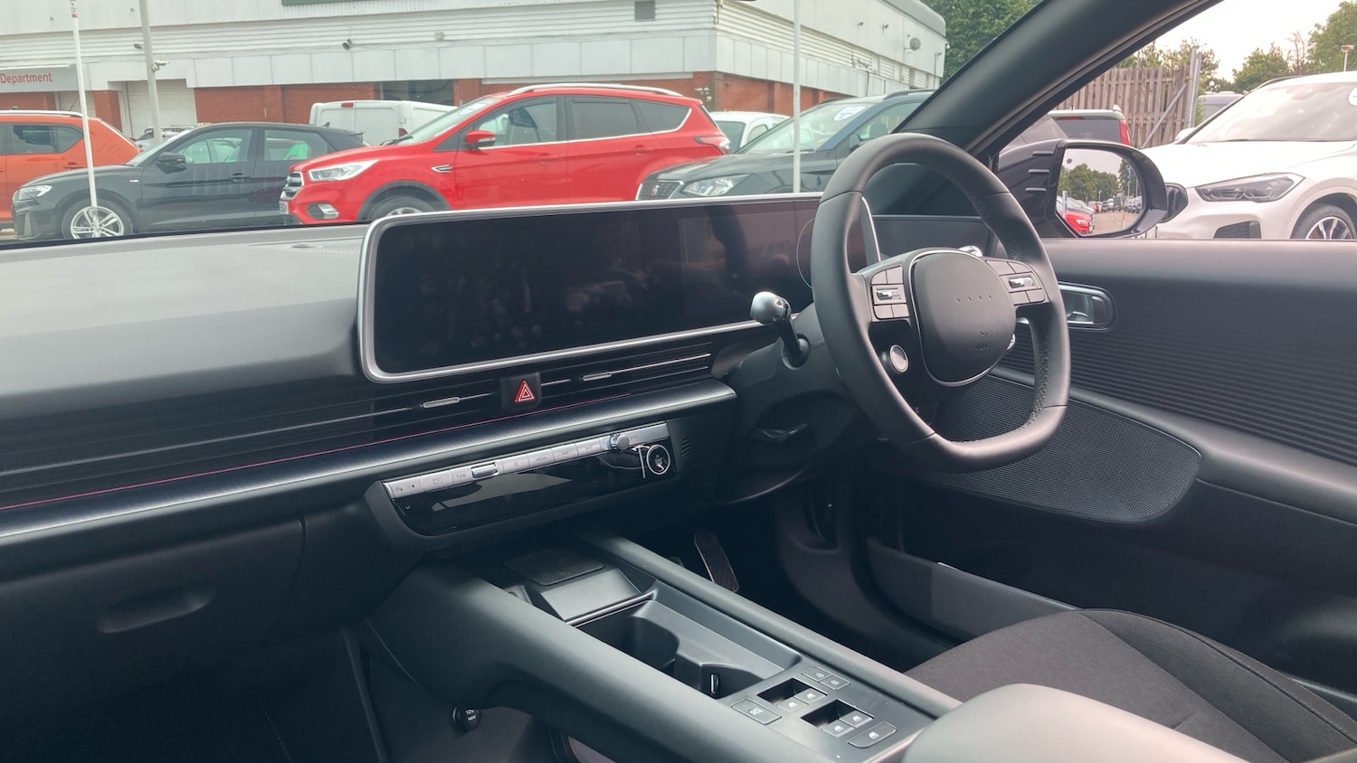Used Hyundai IONIQ 6 2023 for sale - 76156528: Photo 9