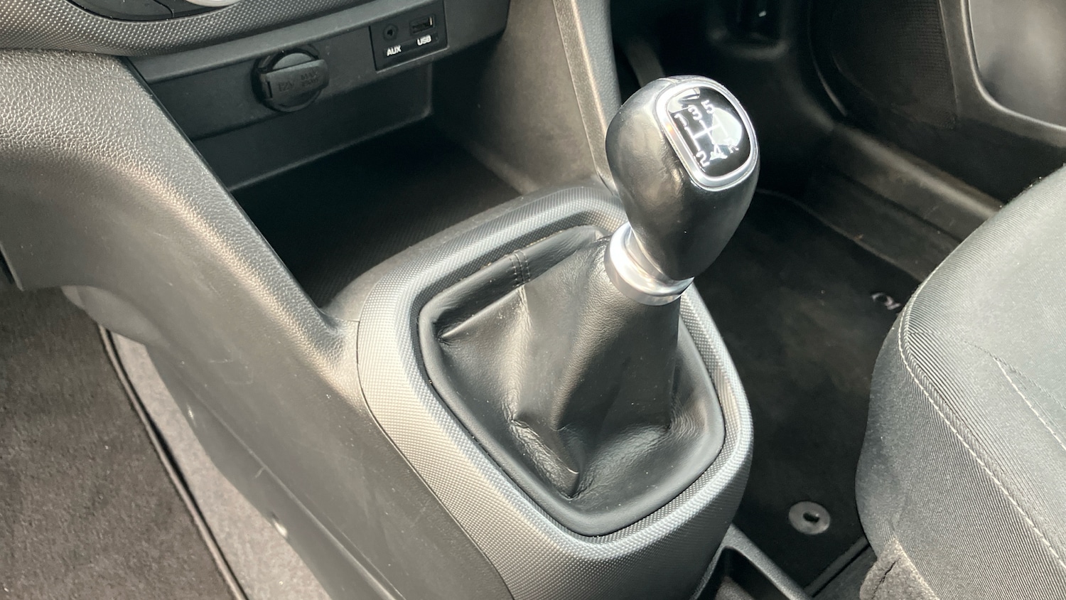 Used Hyundai i10 2018 for sale - 77760472: Photo 13