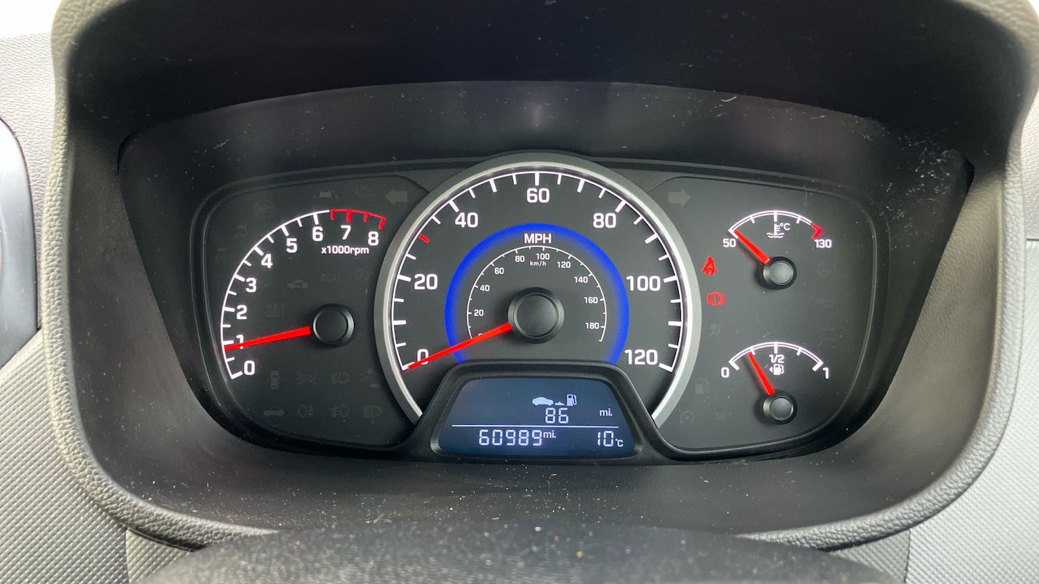 Used Hyundai i10 2018 for sale - 77760472: Photo 18