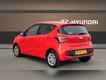 Used Hyundai i10 2018 for sale - 77760472: Photo