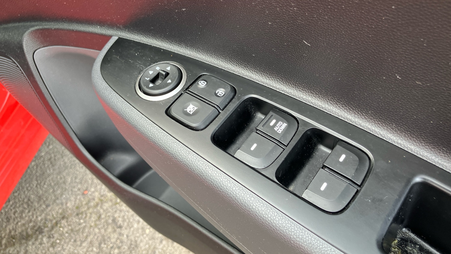 Used Hyundai i10 2018 for sale - 77760472: Photo 32